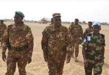 Mali: le ministre de la Défense sur les lieux de l’attaque de Dioura