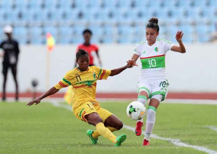 Salimata Diarra (g) et ses coéquipières ne jurent que par la victoire contre les Marocaines