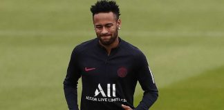 Neymar à l'entraînement du Paris Saint-Germain