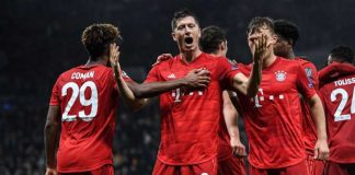 Les joueurs du Bayern Munich célèbrent le but de Robert Lewandowski contre Tottenham