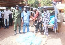 Le bureau des douanes de Kourémalé saisit 450 Kilos de poulets de chair