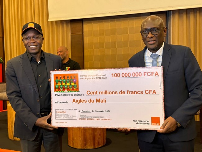 Orange Mali offre 100 millions aux Aigles du Mali pour la CAN 2023