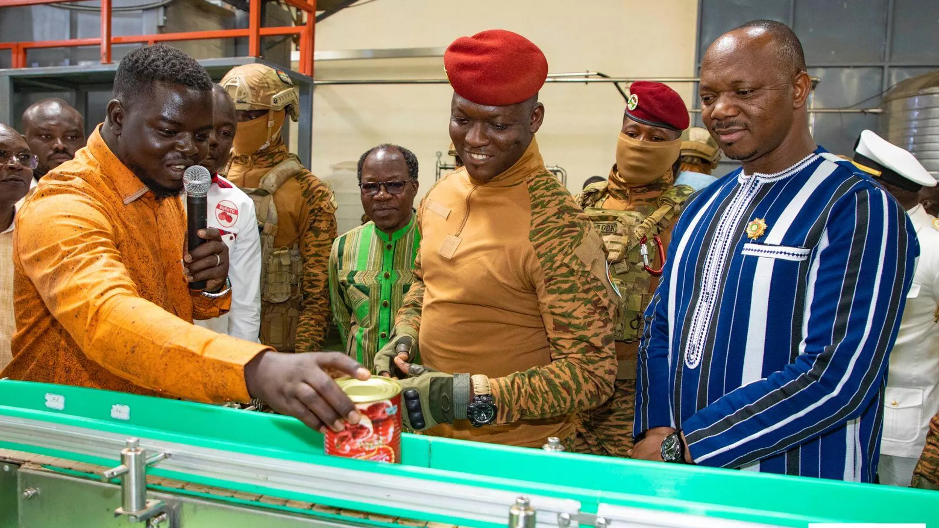 Ibrahim Traoré a inauguré une deuxième usine de transformation de tomates