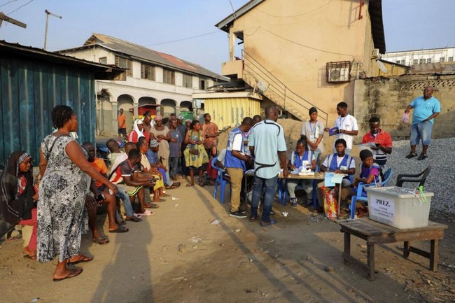 Ghana : dépouillement d’une présidentielle sous tension